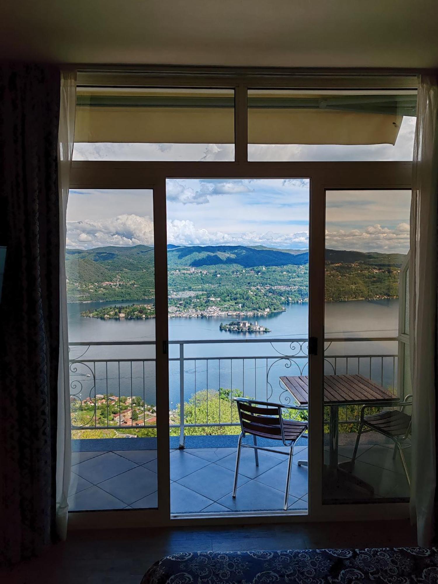 Hotel Panoramico Lago D'Orta (Adults Only) Madonna Del Sasso Exterior foto
