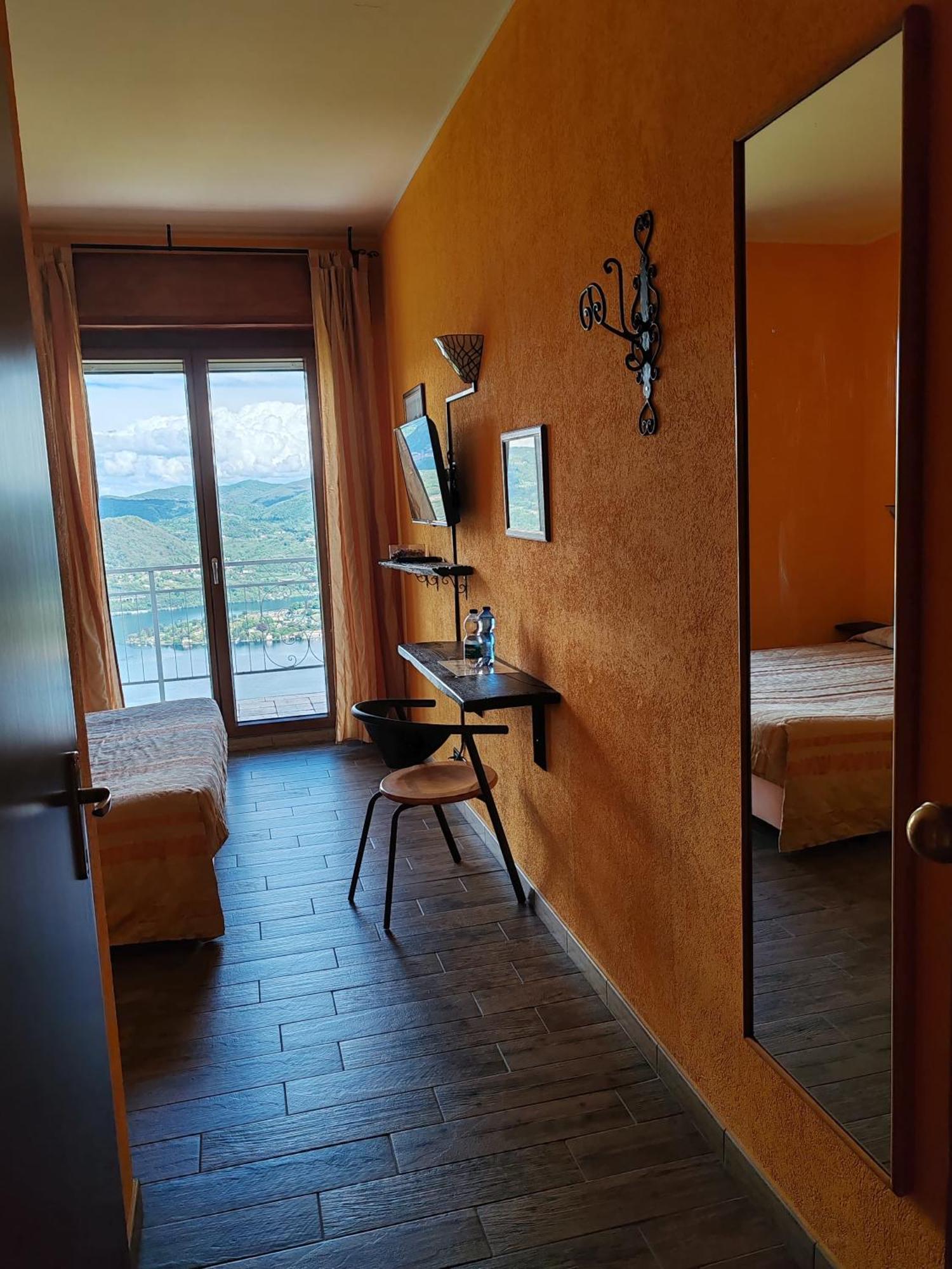 Hotel Panoramico Lago D'Orta (Adults Only) Madonna Del Sasso Exterior foto